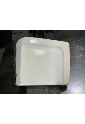 INTERNATIONAL LT625 Fender Extension