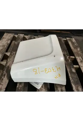 INTERNATIONAL LT625 Fender Extension