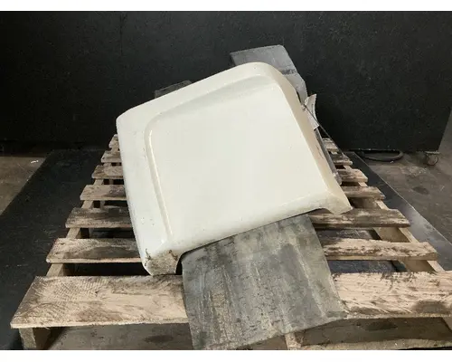 INTERNATIONAL LT625 Fender Extension