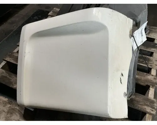 INTERNATIONAL LT625 Fender Extension