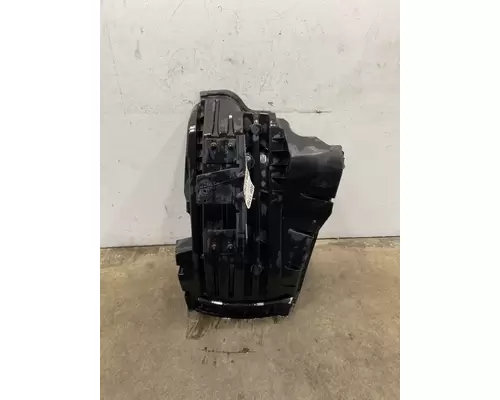 INTERNATIONAL LT625 Fender