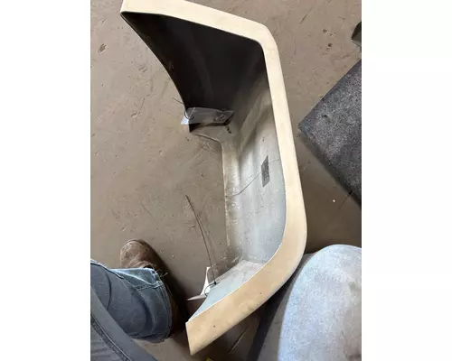 INTERNATIONAL LT625 Fender