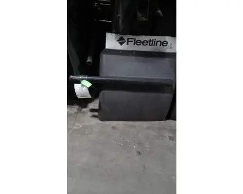 INTERNATIONAL LT625 Fender