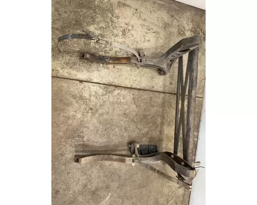 INTERNATIONAL LT625 Frame