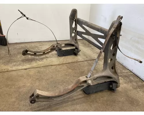 INTERNATIONAL LT625 Frame