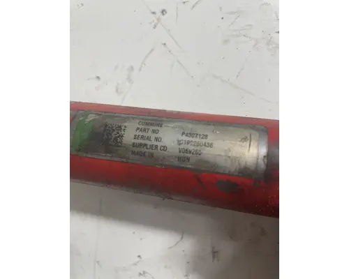 INTERNATIONAL LT625 Fuel Rail 350