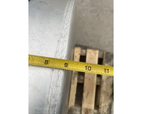 INTERNATIONAL LT625 Fuel Tank