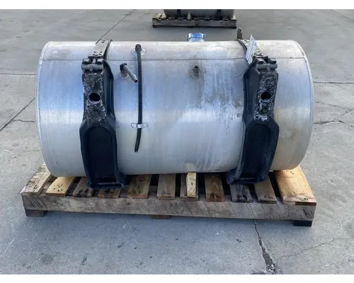 INTERNATIONAL LT625 Fuel Tank