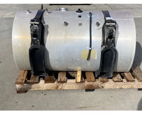INTERNATIONAL LT625 Fuel Tank