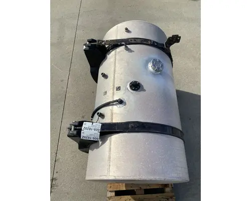 INTERNATIONAL LT625 Fuel Tank