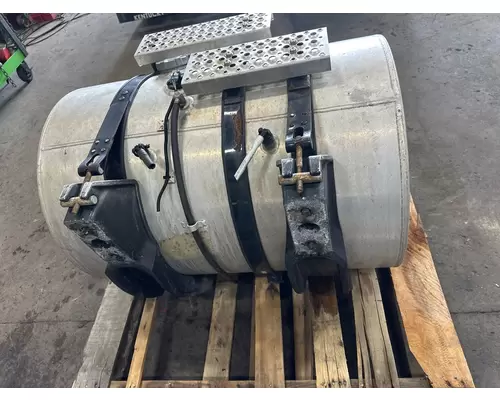 INTERNATIONAL LT625 Fuel Tank
