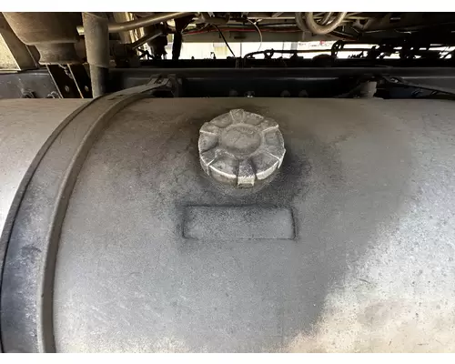 INTERNATIONAL LT625 Fuel Tank