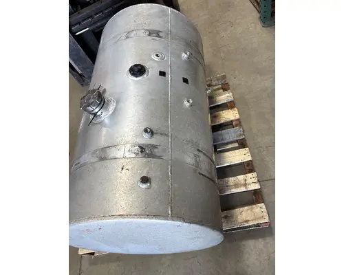 INTERNATIONAL LT625 Fuel Tank