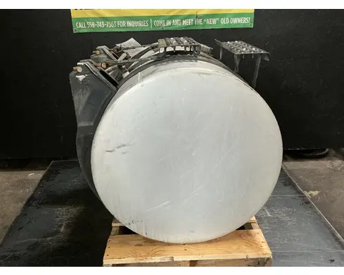 INTERNATIONAL LT625 Fuel Tank