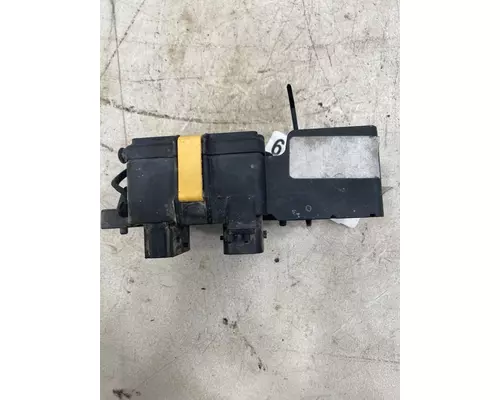 INTERNATIONAL LT625 Fuse Box