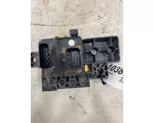 INTERNATIONAL LT625 Fuse Box