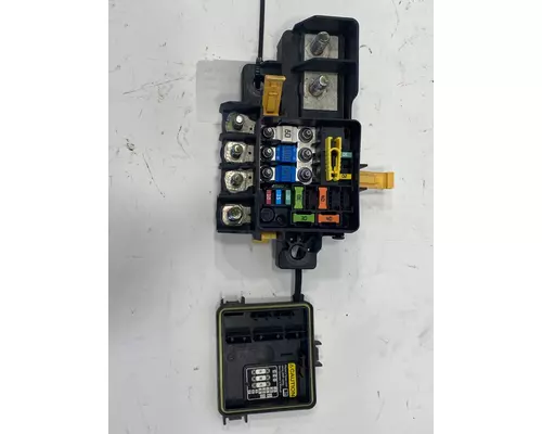 INTERNATIONAL LT625 Fuse Box