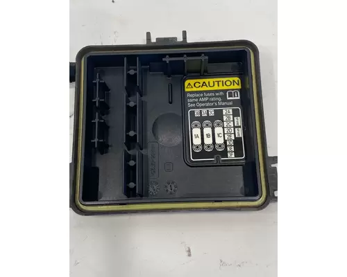 INTERNATIONAL LT625 Fuse Box