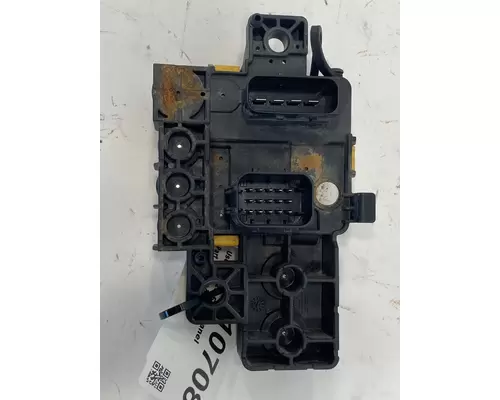 INTERNATIONAL LT625 Fuse Box