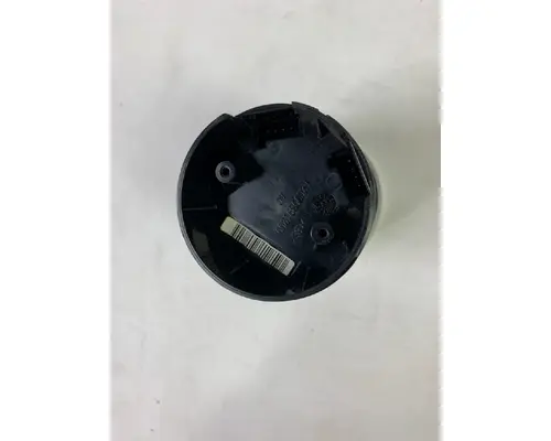 INTERNATIONAL LT625 GAUGE - MISC