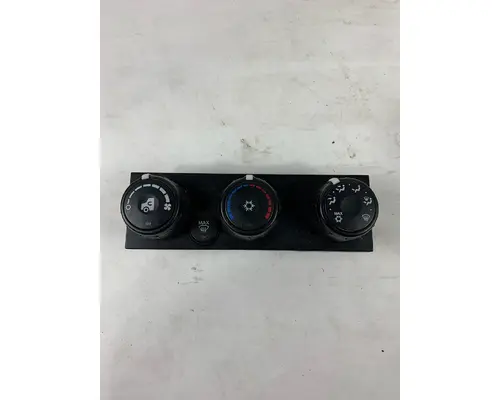 INTERNATIONAL LT625 HEATER CONTROL