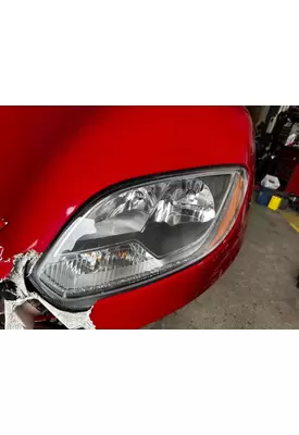 INTERNATIONAL LT625 Headlamp Assembly
