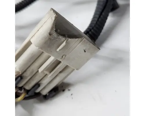 INTERNATIONAL LT625 Headlamp Assembly