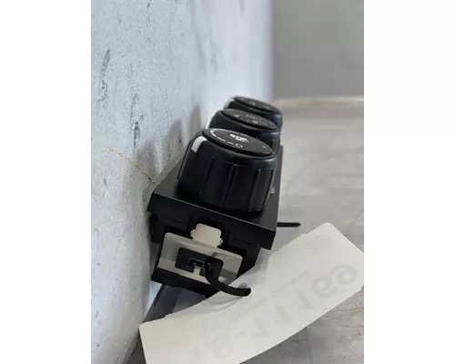 INTERNATIONAL LT625 Heater or Air Conditioner Parts, Misc.