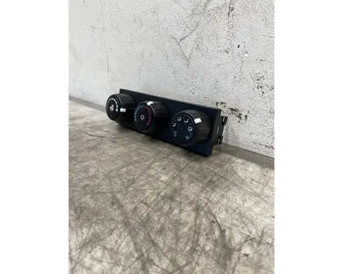 INTERNATIONAL LT625 Heater or Air Conditioner Parts, Misc.