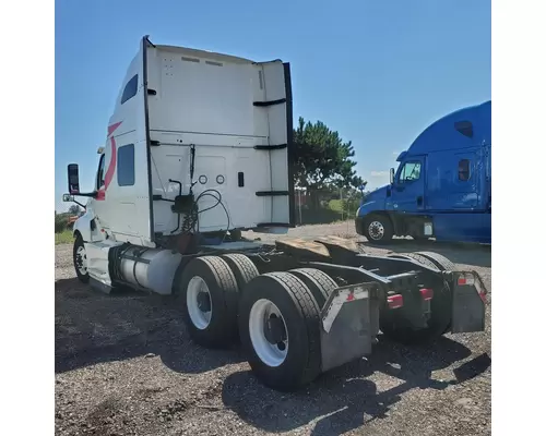 INTERNATIONAL LT625 Heavy Trucks