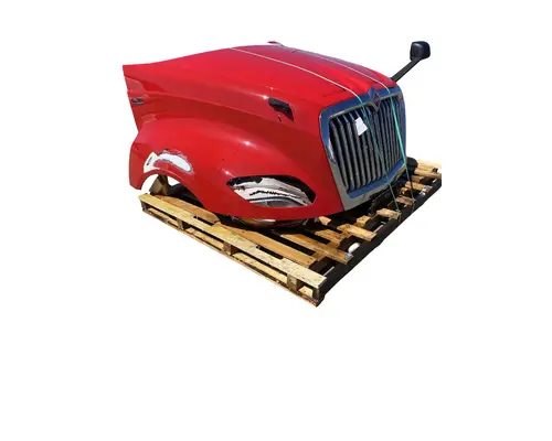 INTERNATIONAL LT625 Hood