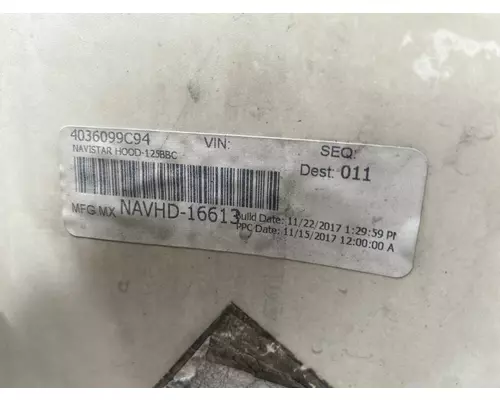 INTERNATIONAL LT625 Hood