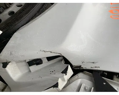 INTERNATIONAL LT625 Hood