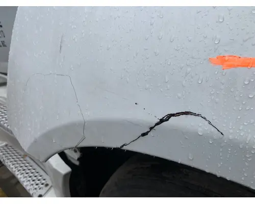 INTERNATIONAL LT625 Hood