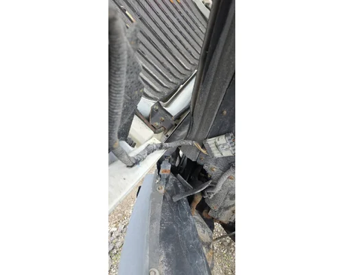 INTERNATIONAL LT625 Hood