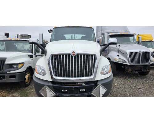 INTERNATIONAL LT625 Hood