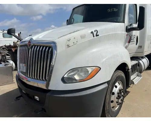 INTERNATIONAL LT625 Hood