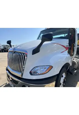 INTERNATIONAL LT625 Hood