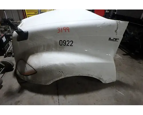 INTERNATIONAL LT625 Hood