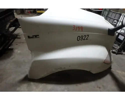 INTERNATIONAL LT625 Hood