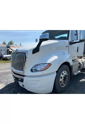 INTERNATIONAL LT625 Hood