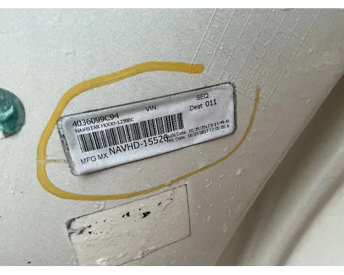 INTERNATIONAL LT625 Hood