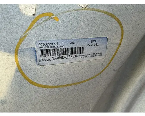 INTERNATIONAL LT625 Hood