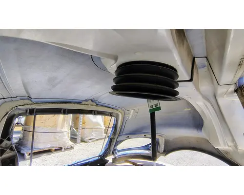 INTERNATIONAL LT625 Hood