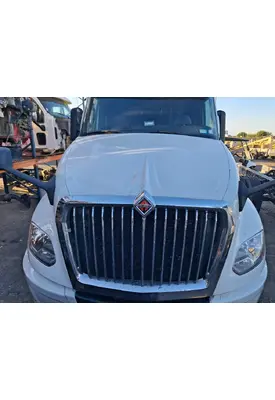 INTERNATIONAL LT625 Hood