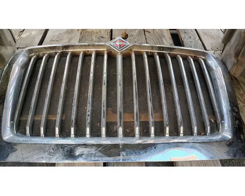 INTERNATIONAL LT625 Hood