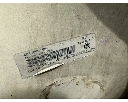 INTERNATIONAL LT625 Hood