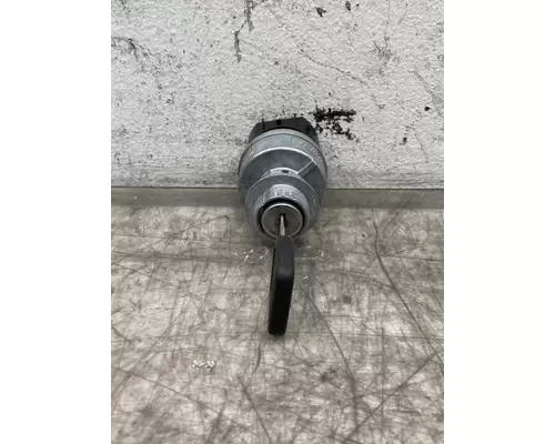 INTERNATIONAL LT625 Ignition Switch
