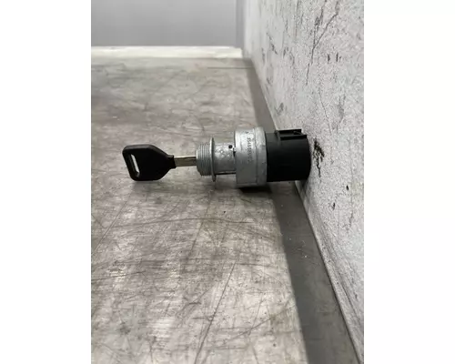 INTERNATIONAL LT625 Ignition Switch