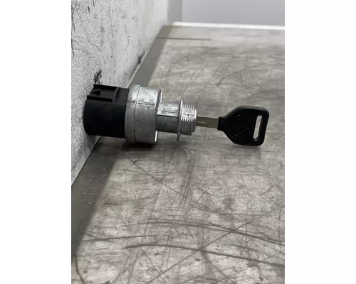 INTERNATIONAL LT625 Ignition Switch